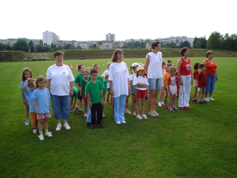 Fotogaléria Olympijský deň - športový deň pre deti (6.6.2007) (15) Olympijský deň - športový deň pre deti (6.6.2007)