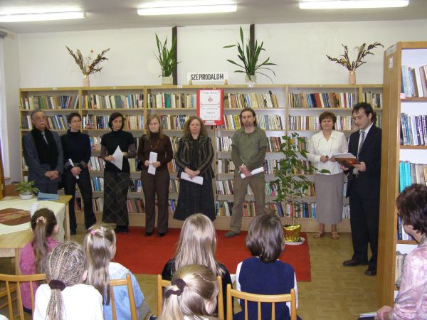 Fotogaléria Oblastná súťaž v prednese poézie a prózy Tompa Mihály v jazyku v maďarskom. Mestská knižnica. - 4.3.2009 (15) Oblastná súťaž v prednese poézie a prózy Tompa Mihály v jazyku v maďarskom. Mestská knižnica. - 4.3.2009