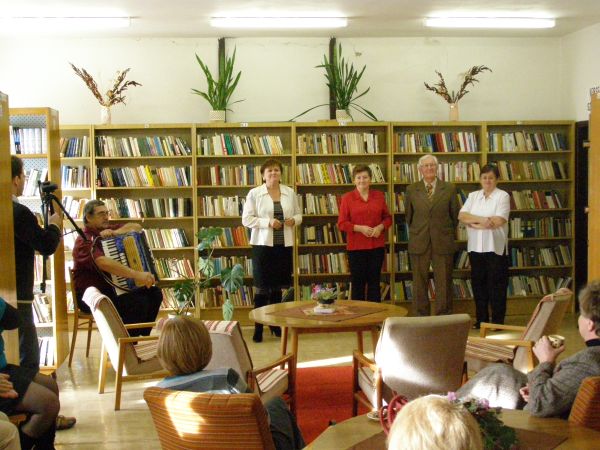 Fotogaléria Medzinárodné stretnutie knihovníkov - 25.11.200´9 (7) Medzinárodné stretnutie knihovníkov - 25.11.200´9