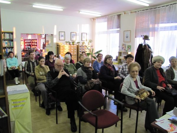Fotogaléria Predstavenie knihy Judit Kapocsi: Starenka a chlapec - 28.1.2011 (5) Predstavenie knihy Judit Kapocsi: Starenka a chlapec - 28.1.2011