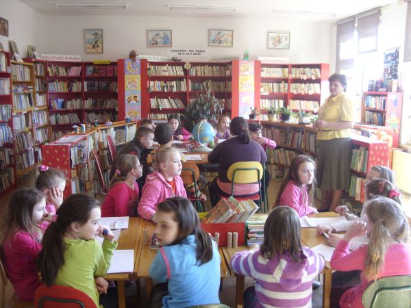 Fotogaléria Slávnostný zápis do knižnice (7) Slávnostný zápis do knižnice