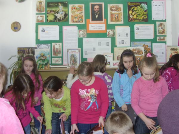 Fotogaléria Deň slovenskej ľudovej rozprávky - 16.3.2011 (7) Deň slovenskej ľudovej rozprávky - 16.3.2011