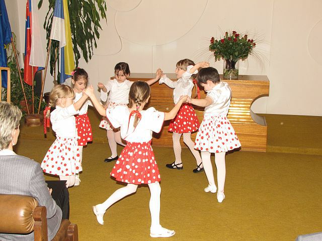 Fotogaléria Mestské oslavy Dňa učiteľov – 26. 3. 2012 (26) Mestské oslavy Dňa učiteľov – 26. 3. 2012