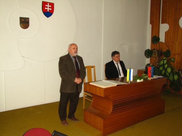 Fotogaléria Stretnutie zástupcov družobných miest Šahy a Vác pri príležitosti 9. výročia podpisu zmluvy – 21. 5. 2013 (16) Stretnutie zástupcov družobných miest Šahy a Vác pri príležitosti 9. výročia podpisu zmluvy – 21. 5. 2013