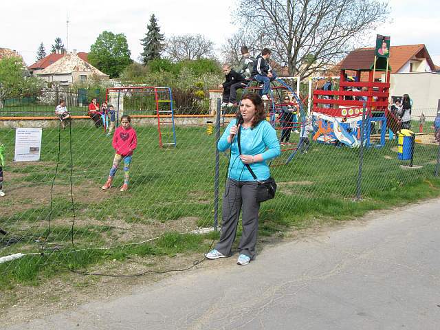 Fotogaléria Otvorenie detského ihriska a športoviska workout na sídlisku Stred – 12.4.2014 (16) Otvorenie detského ihriska a športoviska workout na sídlisku Stred – 12.4.2014