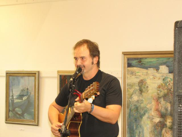 Fotogaléria Koncert gitaristu Norbiho Kovácsa v Menora Saag Centrum Artis – 26. 8. 2015 (6) Koncert gitaristu Norbiho Kovácsa v Menora Saag Centrum Artis – 26. 8. 2015