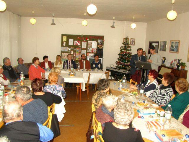 Fotogaléria Predvianočné posedenie v klube seniorov – 21. 12. 2017 (12) Predvianočné posedenie v klube seniorov – 21. 12. 2017