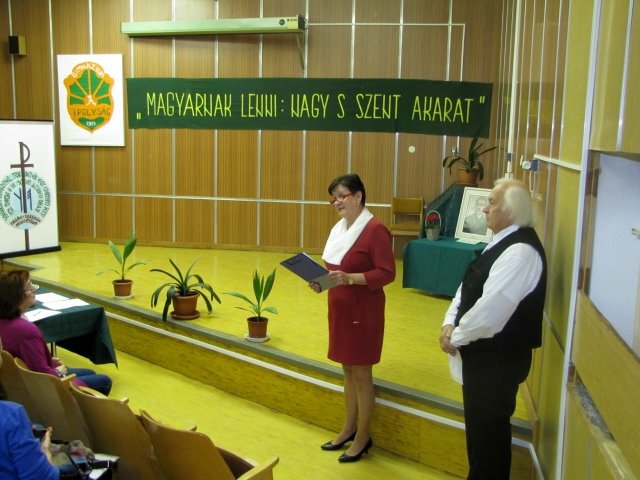 Fotogaléria Jubilejný rok básnika Sándora Sajóa: medzinárodná recitačná súťaž a predstavenie básnických zbierok – 9. 11. 2018 (20) Jubilejný rok básnika Sándora Sajóa: medzinárodná recitačná súťaž a predstavenie básnických zbierok – 9. 11. 2018